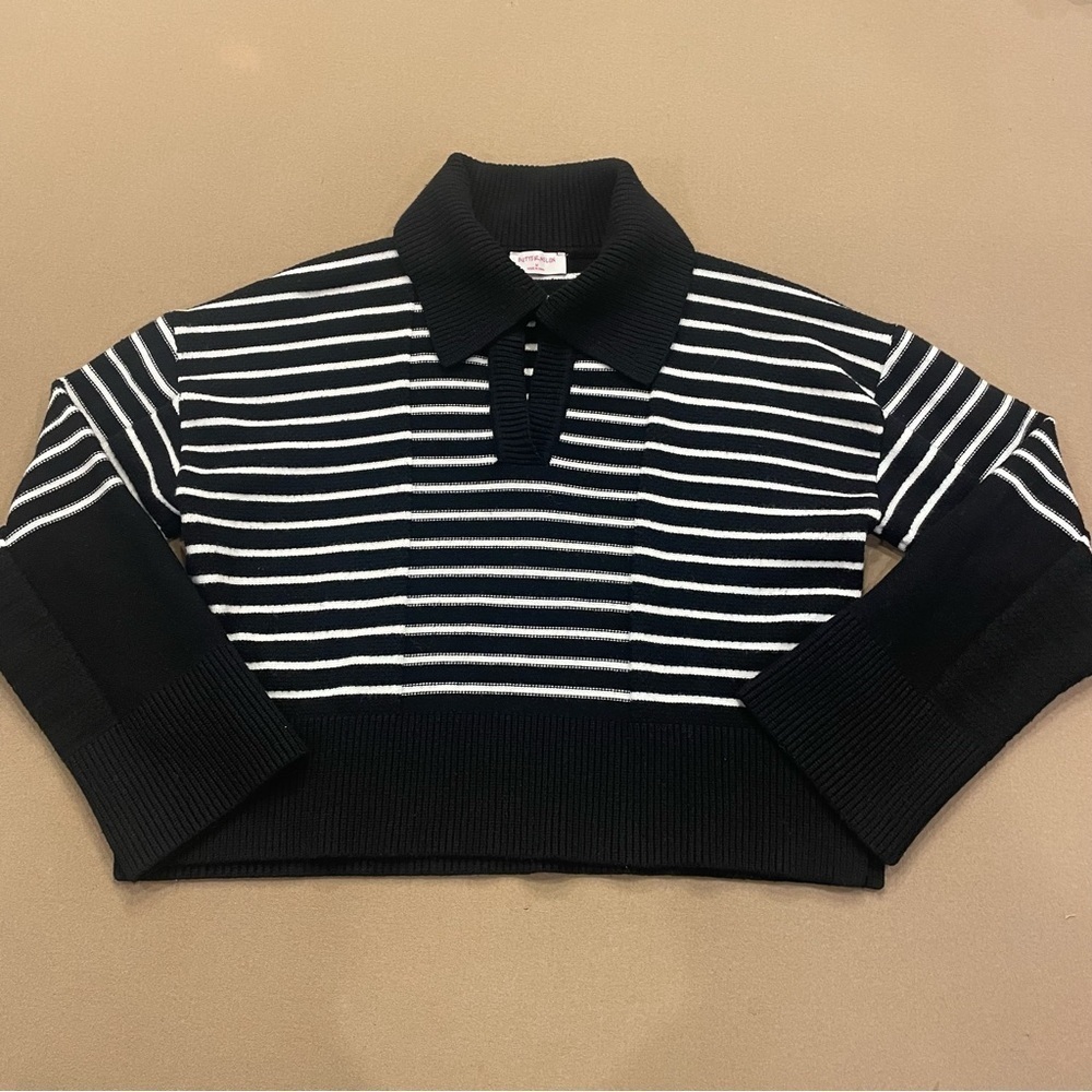 Buttermelon Black and White Stripe Cropped Sweater Size Medium